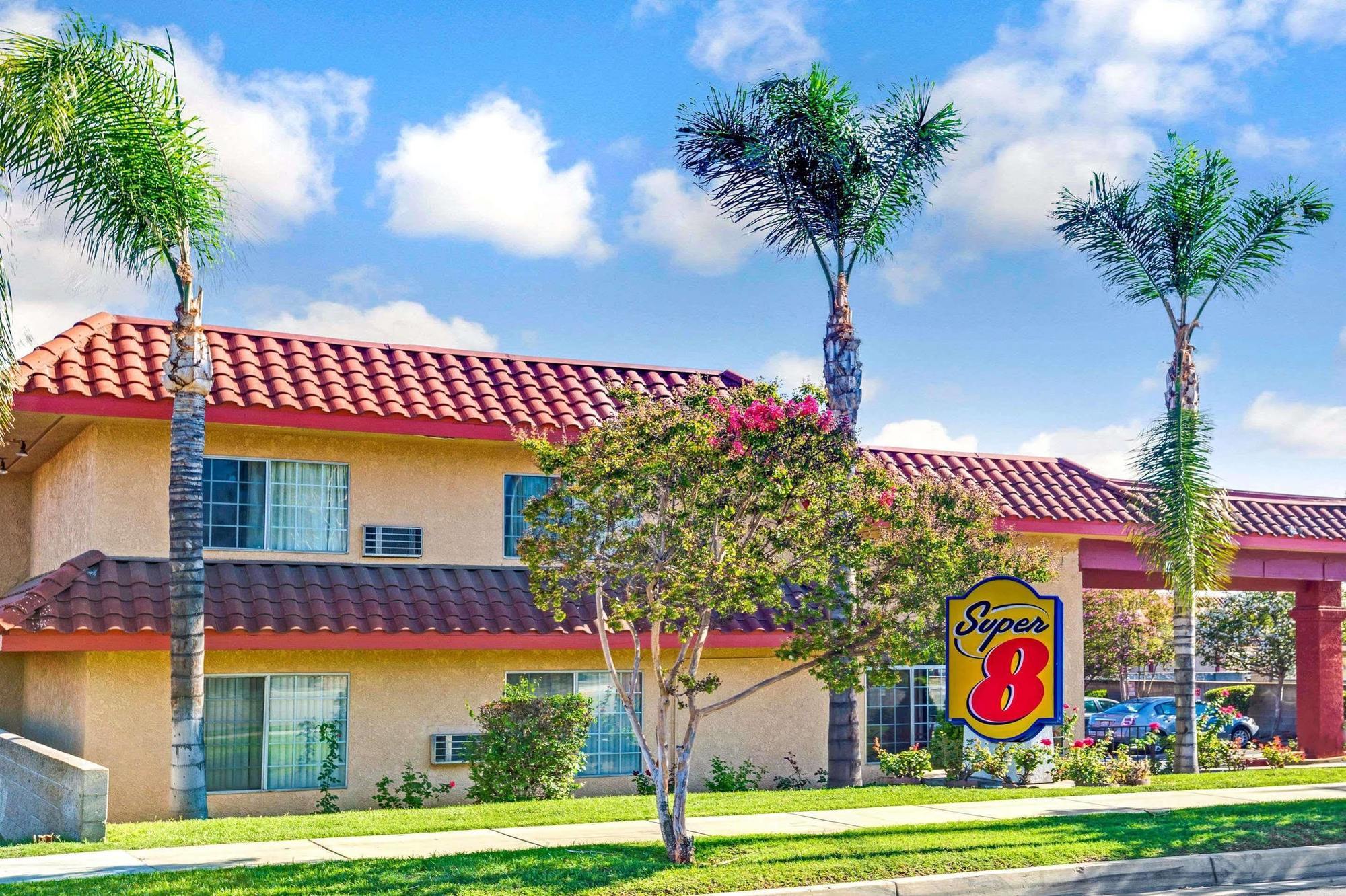 Hotel Super 8 By Wyndham Upland Ontario Ca Exterior foto